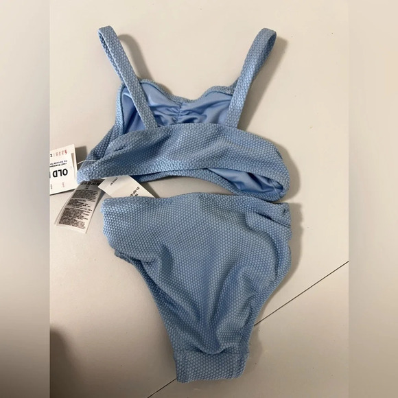 - OLD NAVY BABY SWIMSUIT SIZE 18-24M - Picture 3 of 5